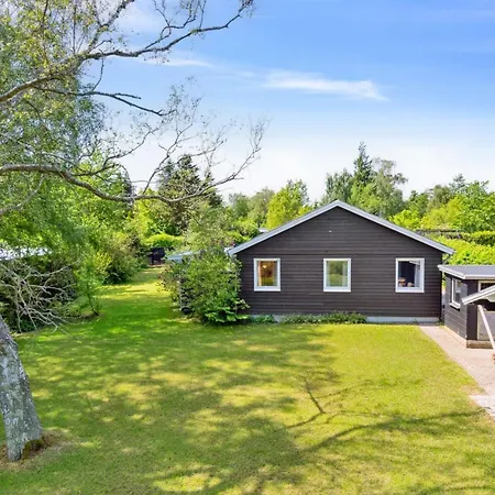 Annabeth - 850m From The Sea By Interhome Gilleleje