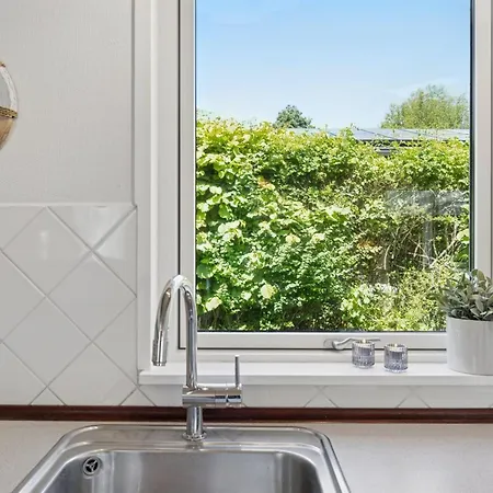 Ferienhaus Annabeth - 850m From The Sea By Interhome