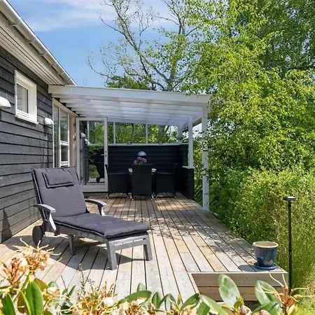 Annabeth - 850m From The Sea By Interhome